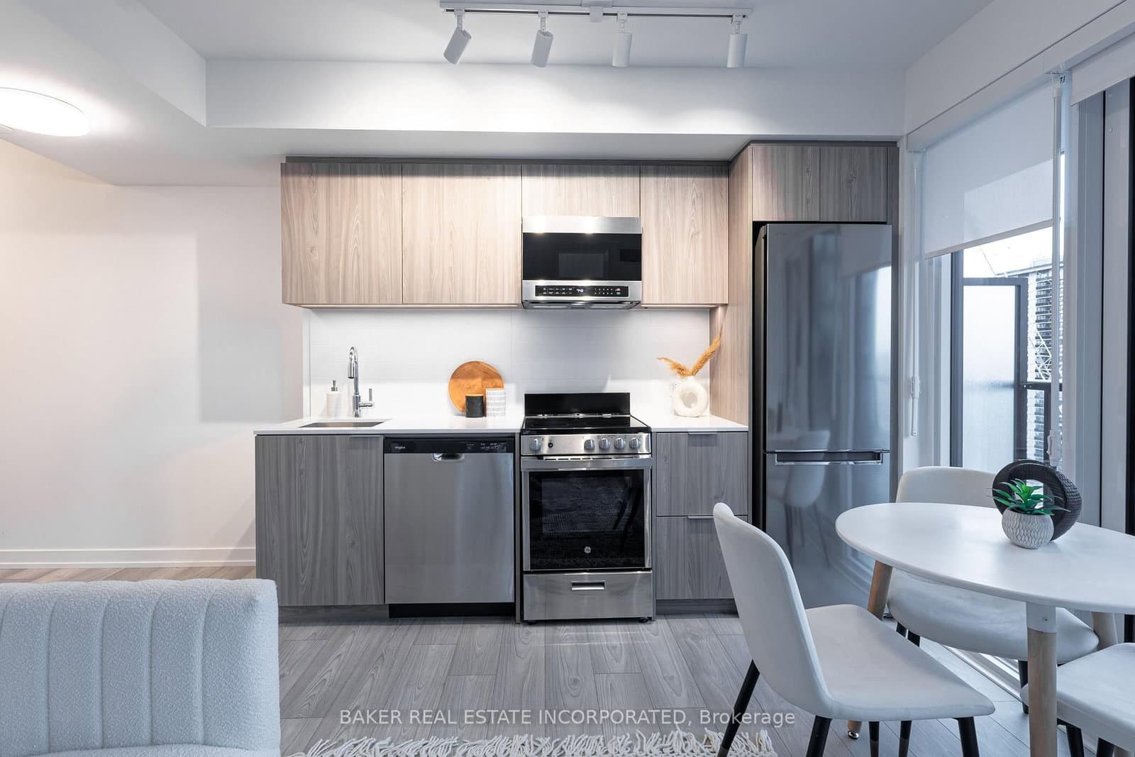 223 Redpath Avenue, Unit 1410 thumbnail 3