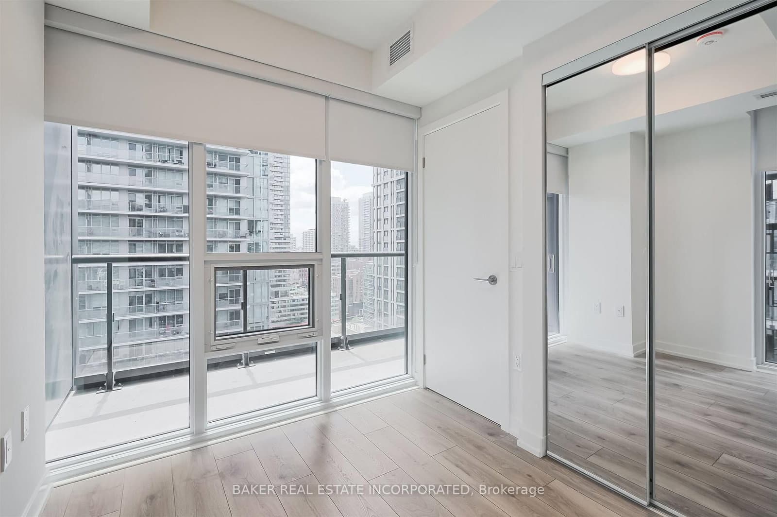 223 Redpath Avenue, Unit 3402 thumbnail 10