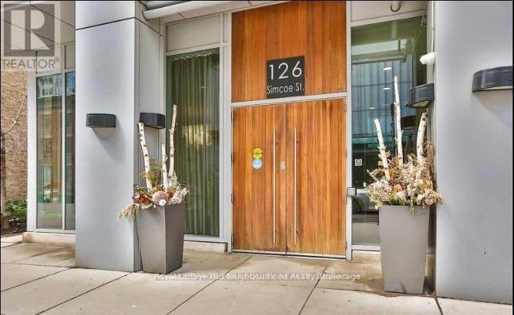 126 Simcoe Street, Unit 2106 thumbnail 5