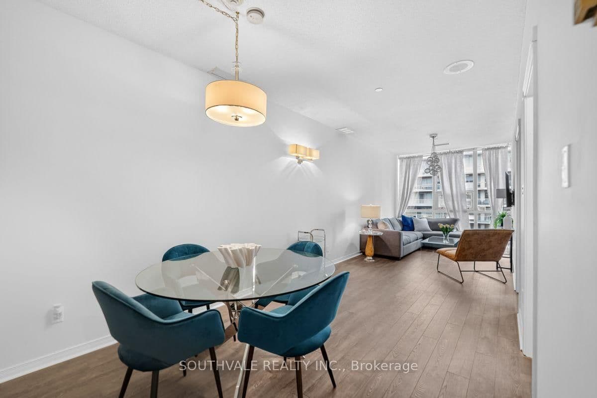393 King St. W, Unit 1107 thumbnail 13