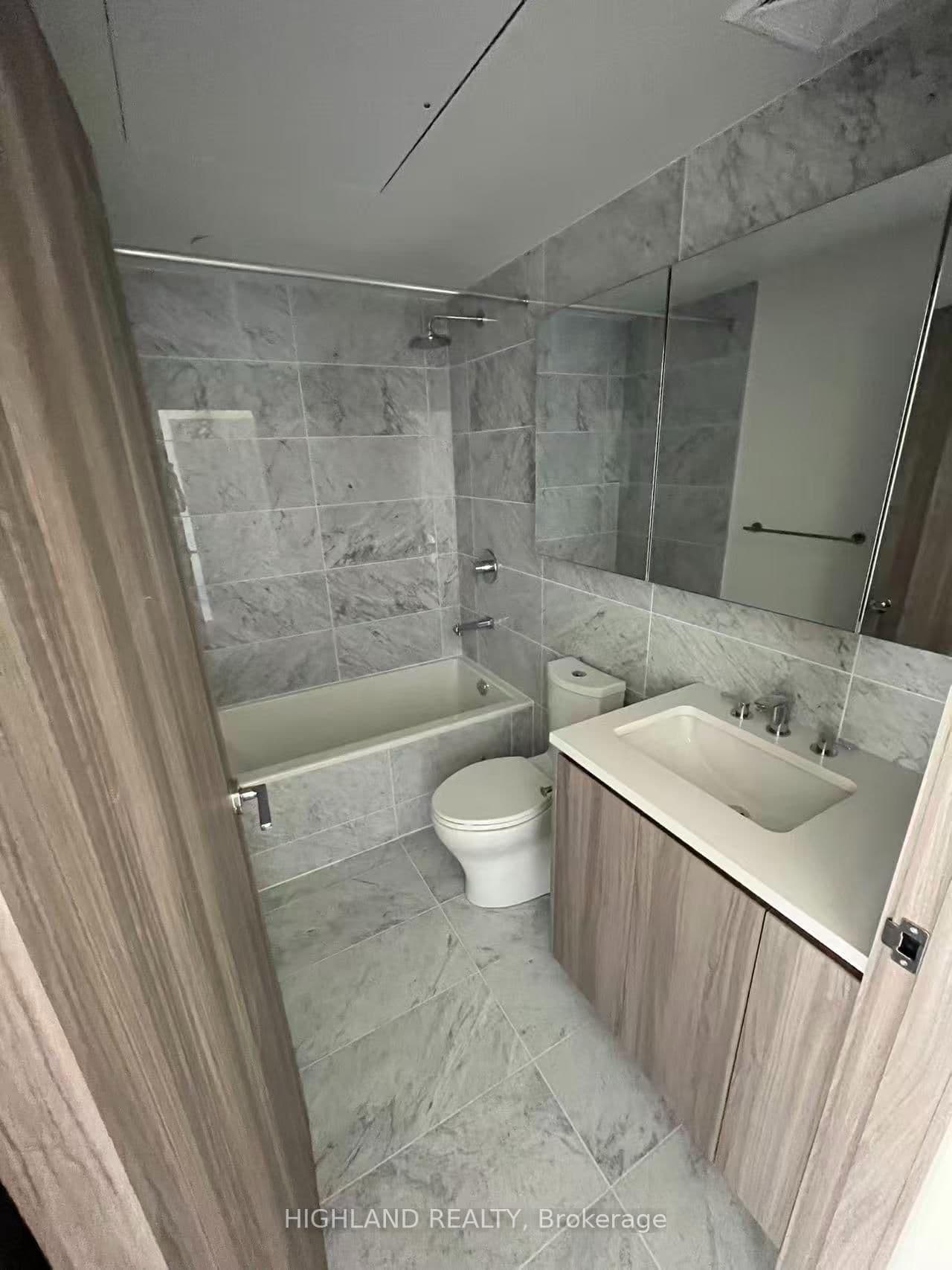 85 Mcmahon Drive, Unit 2808 thumbnail 6