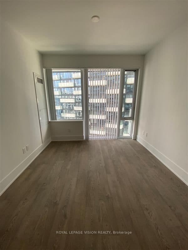 470 Front Street W, Unit 1210 thumbnail 5