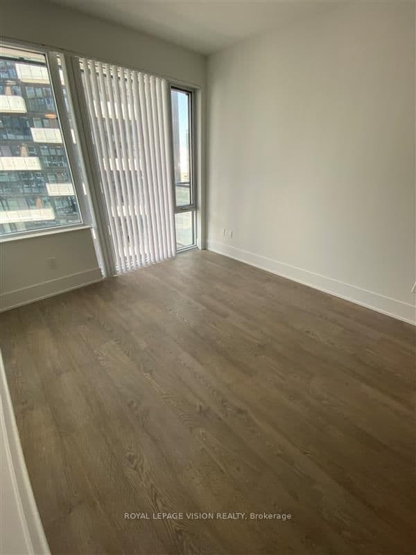 470 Front Street W, Unit 1210 thumbnail 6