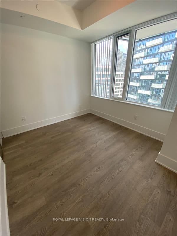 470 Front Street W, Unit 1210 thumbnail 7