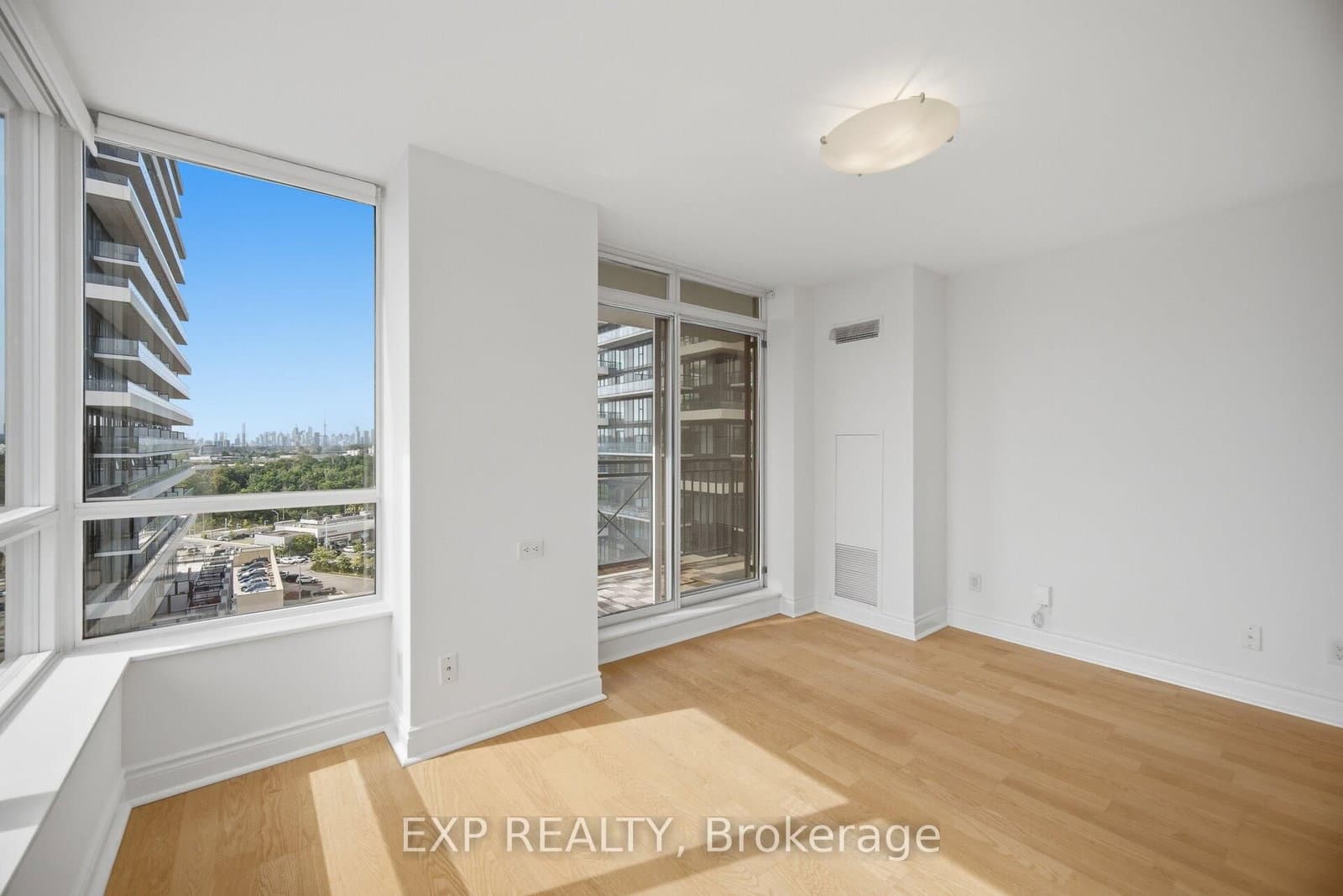 1103 Leslie Street, Unit 1103 thumbnail 11