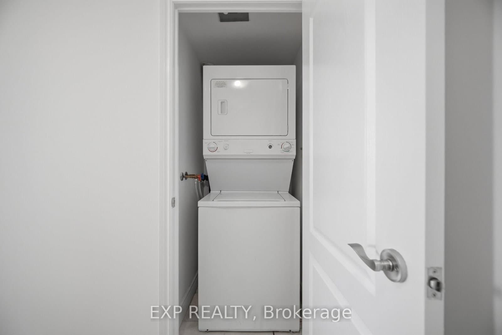1103 Leslie Street, Unit 1103 thumbnail 19