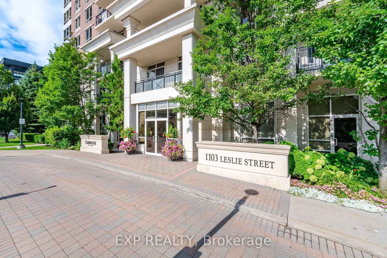 1103 Leslie Street, Unit 1103 thumbnail 3
