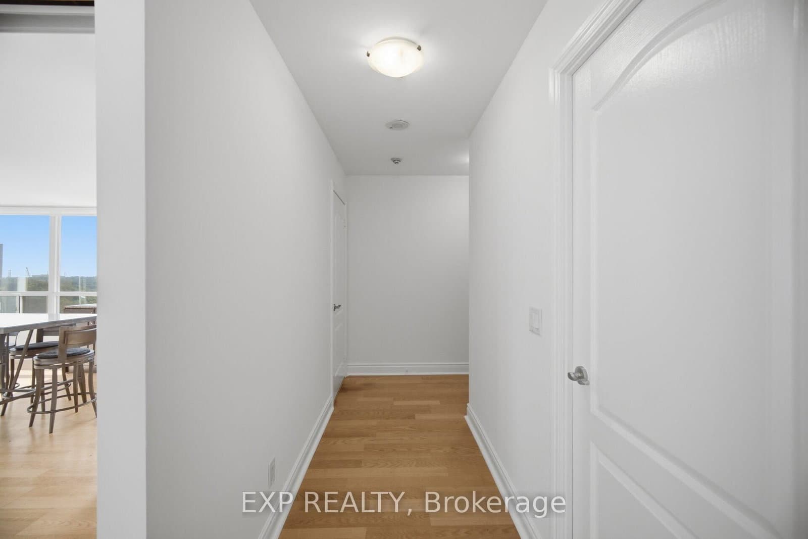 1103 Leslie Street, Unit 1103 thumbnail 5