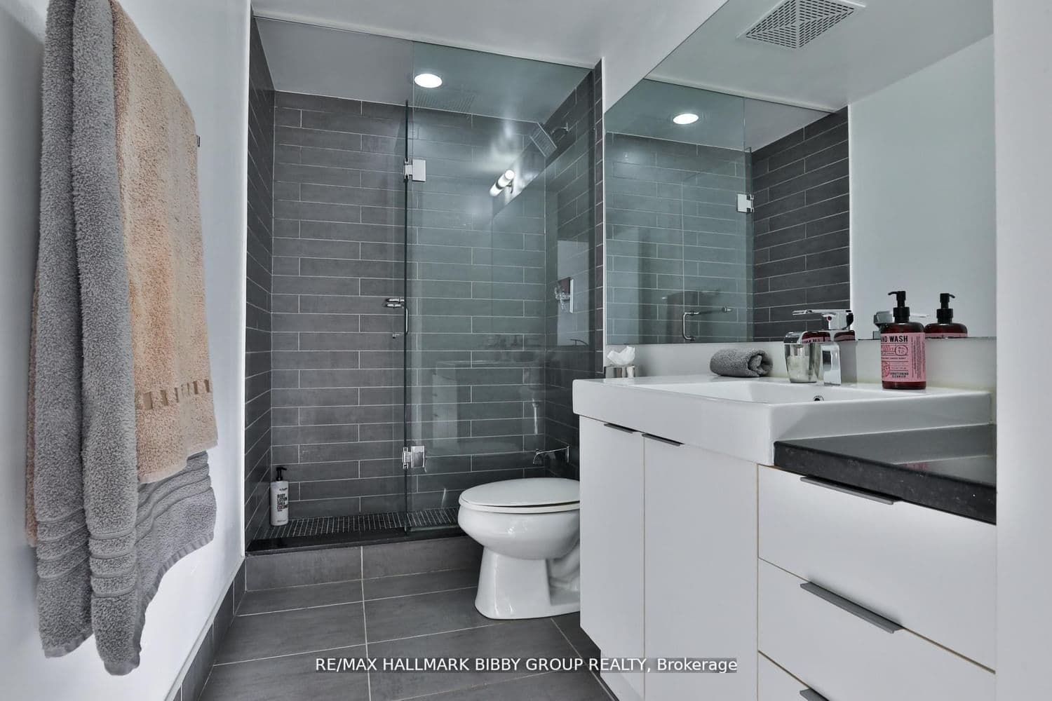 478 King Street W, Unit 606 thumbnail 13