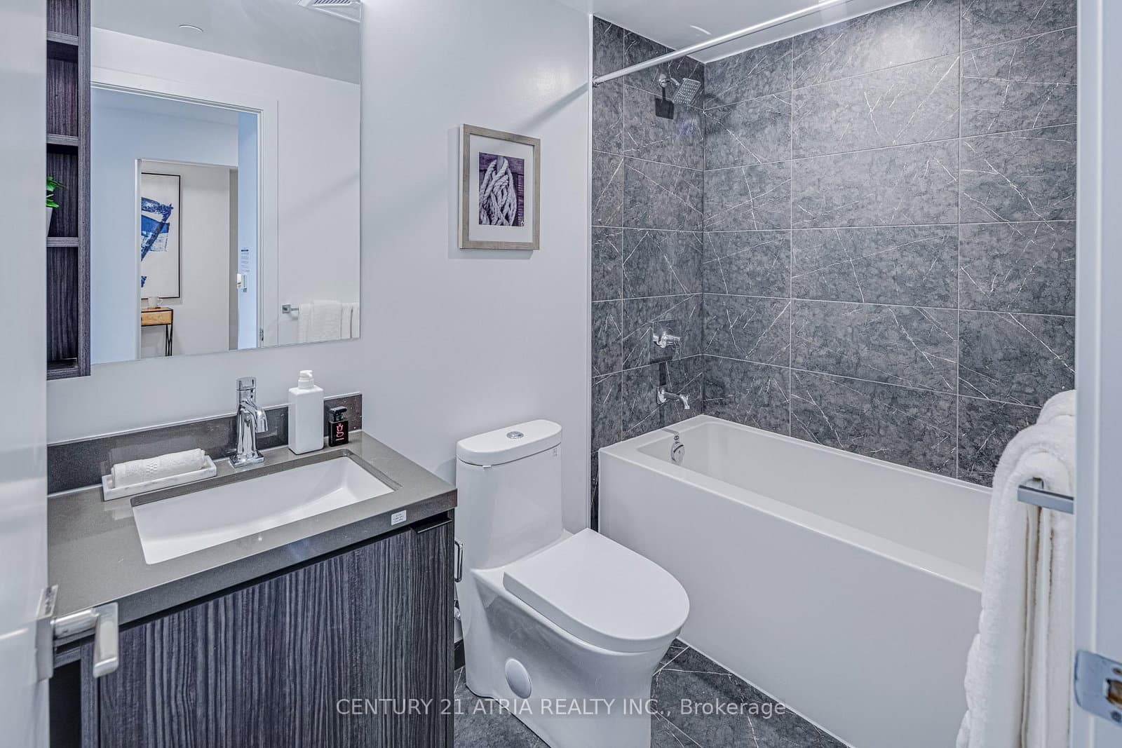 252 Church Street, Unit 2308 thumbnail 14
