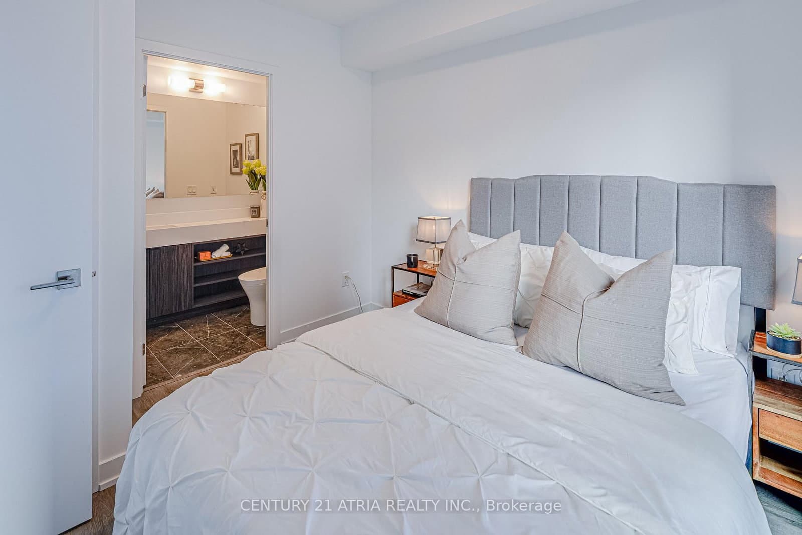 252 Church Street, Unit 2308 thumbnail 9