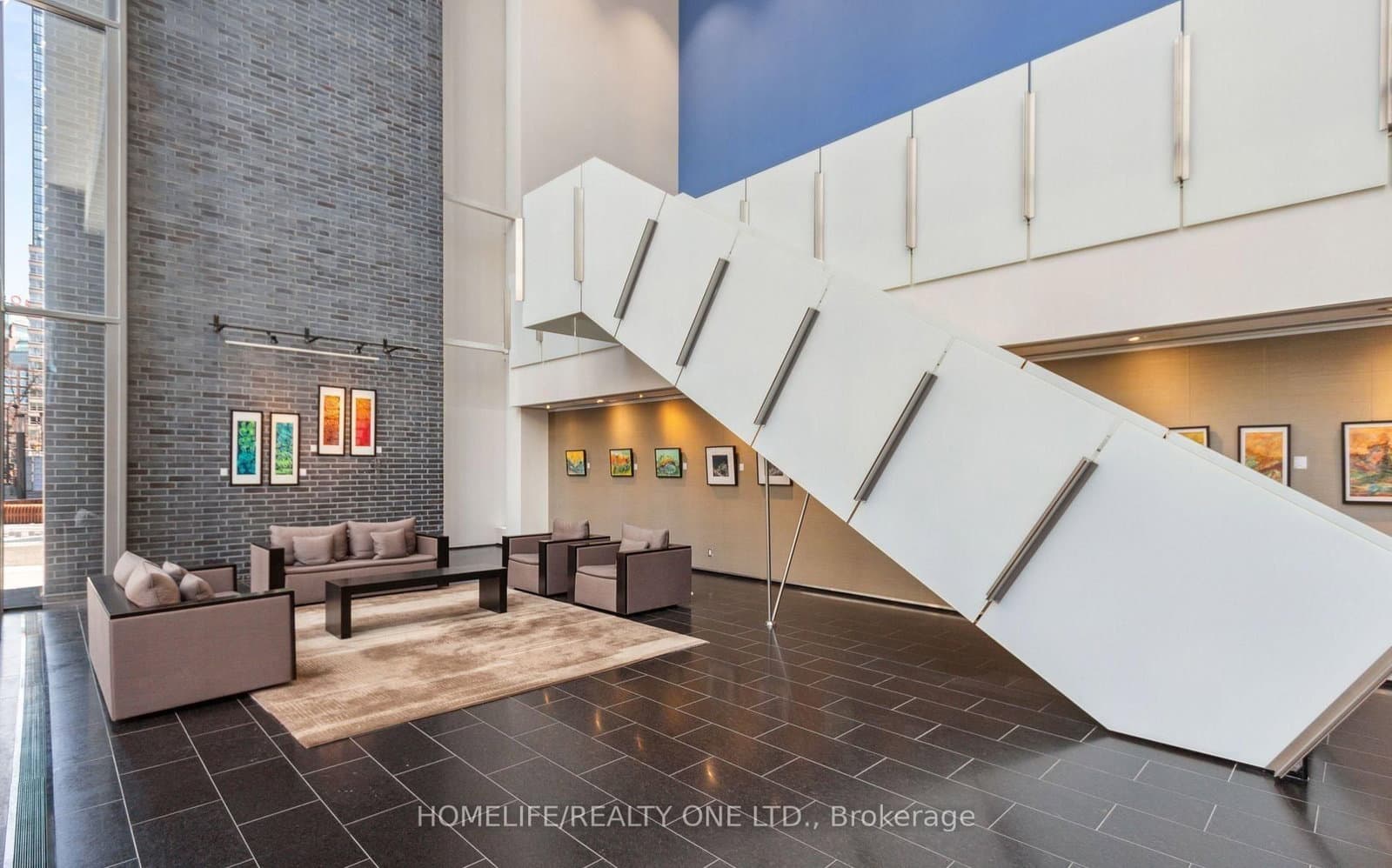 33 Charles Street E, Unit 1008 thumbnail 10