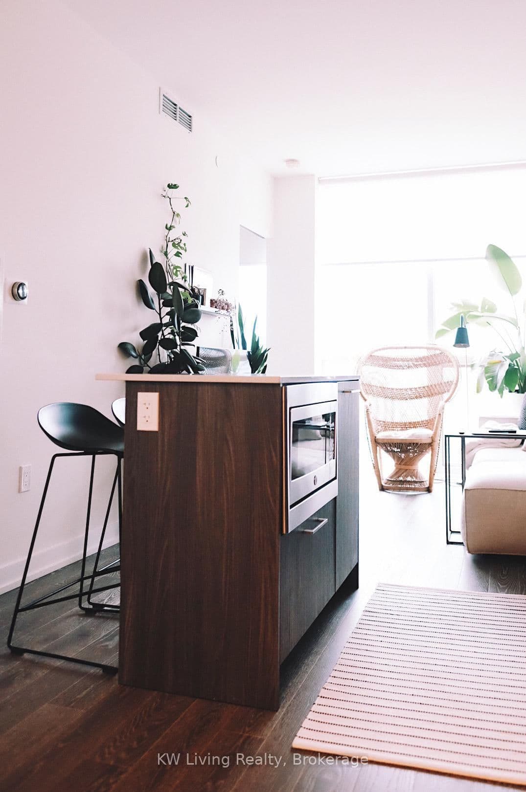 1 Yorkville Avenue, Unit 2804 thumbnail 22