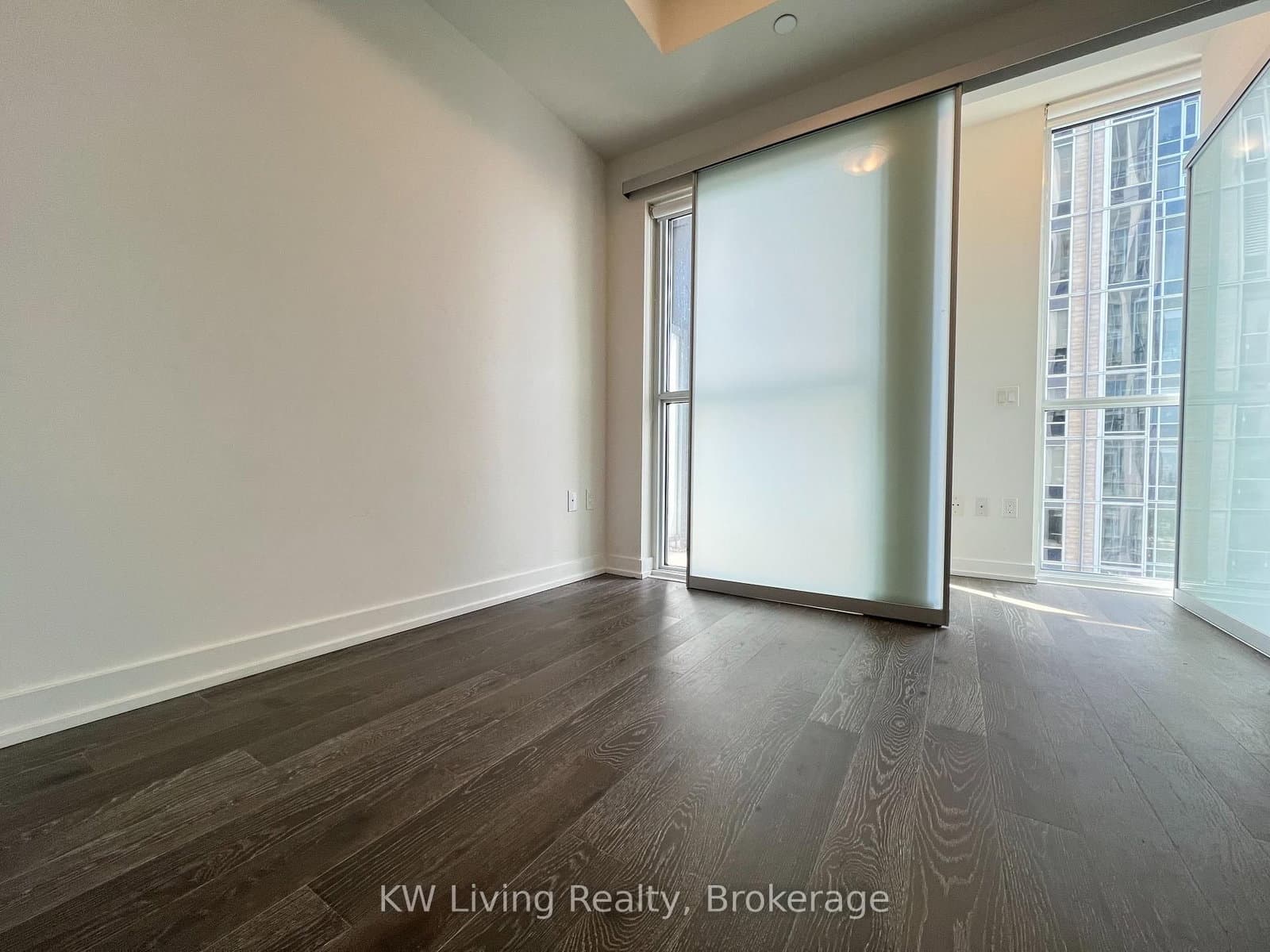 1 Yorkville Avenue, Unit 2804 thumbnail 28