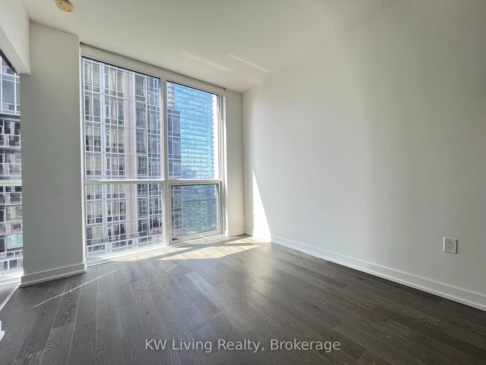 1 Yorkville Avenue, Unit 2804 thumbnail 30