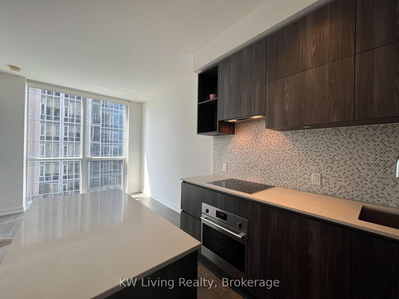 1 Yorkville Avenue, Unit 2804 thumbnail 31