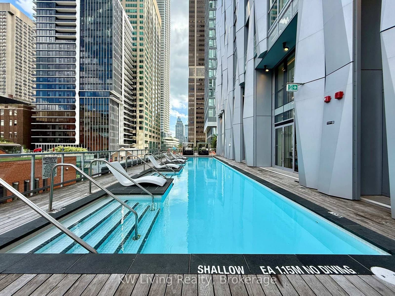 1 Yorkville Avenue, Unit 2804 thumbnail 8