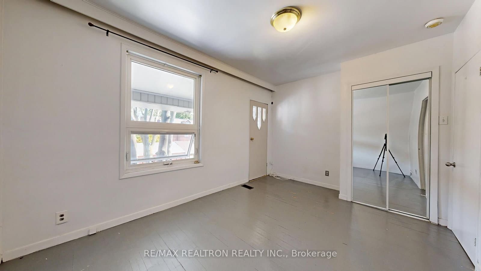 32 Macklem Avenue, Unit Upper thumbnail 10