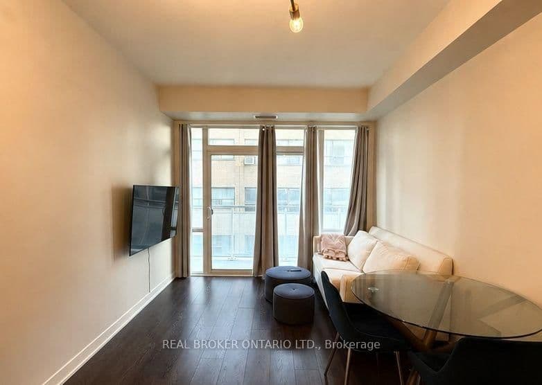 223 St. Clair Avenue W, Unit 713