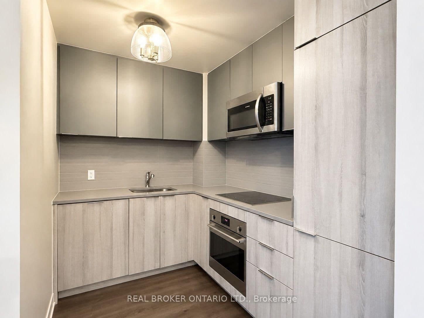 223 St. Clair Avenue W, Unit 713 thumbnail 4