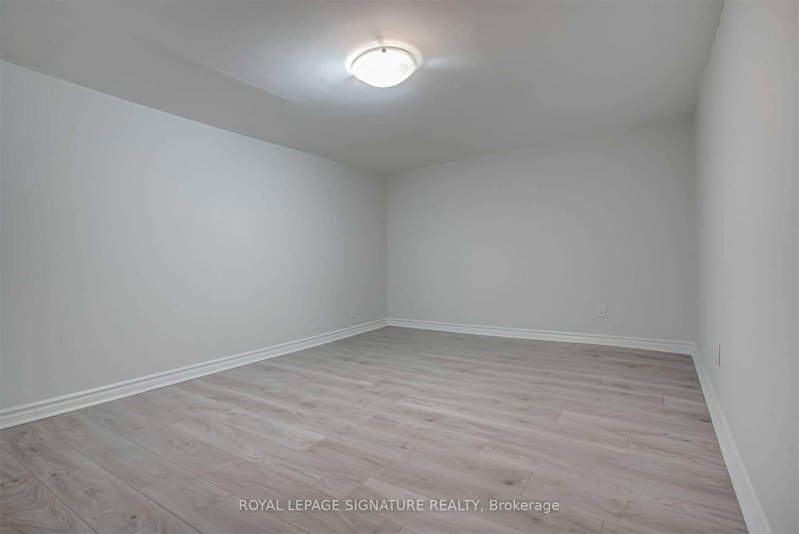 604A Queen Street W thumbnail 11