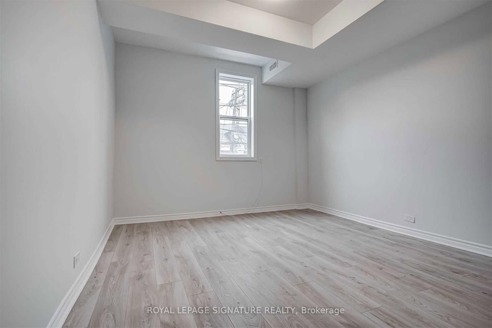 604A Queen Street W thumbnail 19