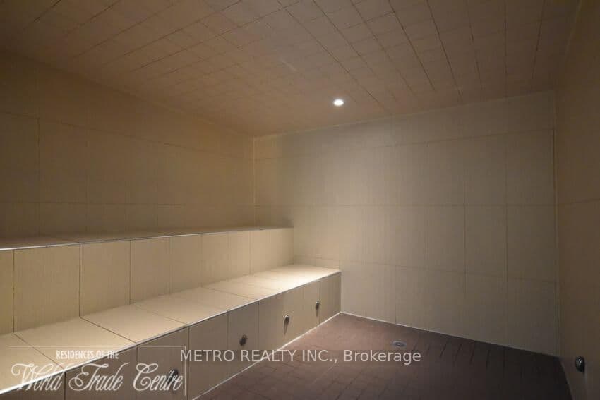 10 Yonge Street, Unit 3412 thumbnail 35