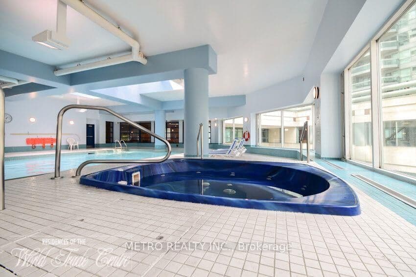 10 Yonge Street, Unit 3412 thumbnail 38