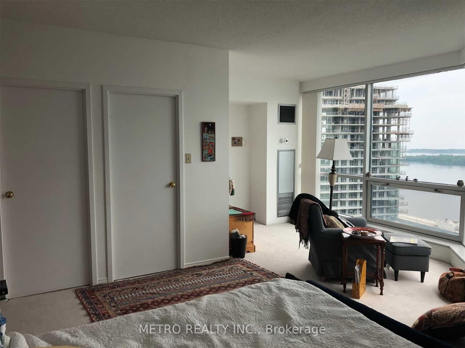 10 Yonge Street, Unit 3412 thumbnail 7