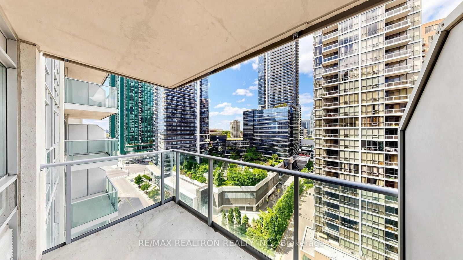 31 Bales Avenue, Unit 1708 thumbnail 15