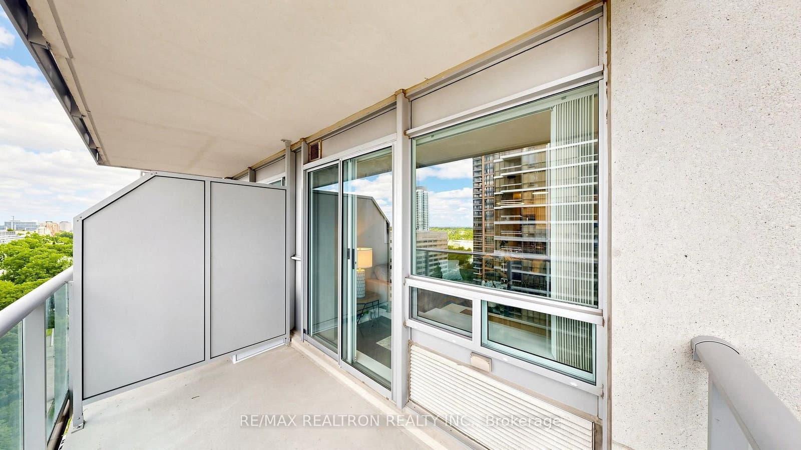 31 Bales Avenue, Unit 1708 thumbnail 16