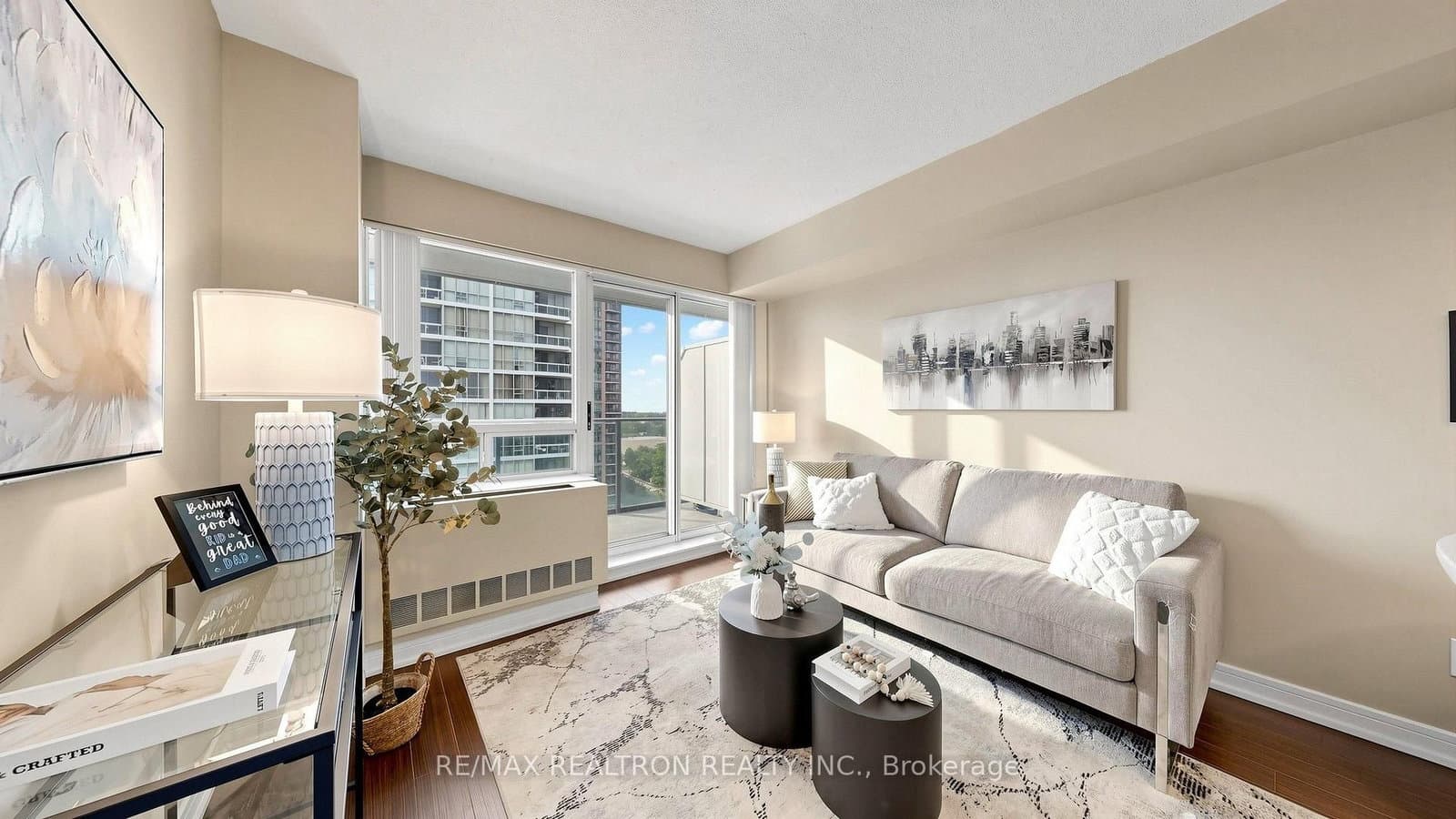 31 Bales Avenue, Unit 1708 thumbnail 3