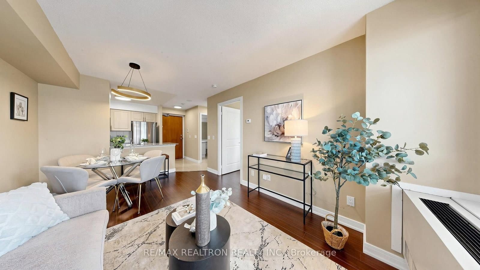 31 Bales Avenue, Unit 1708 thumbnail 6
