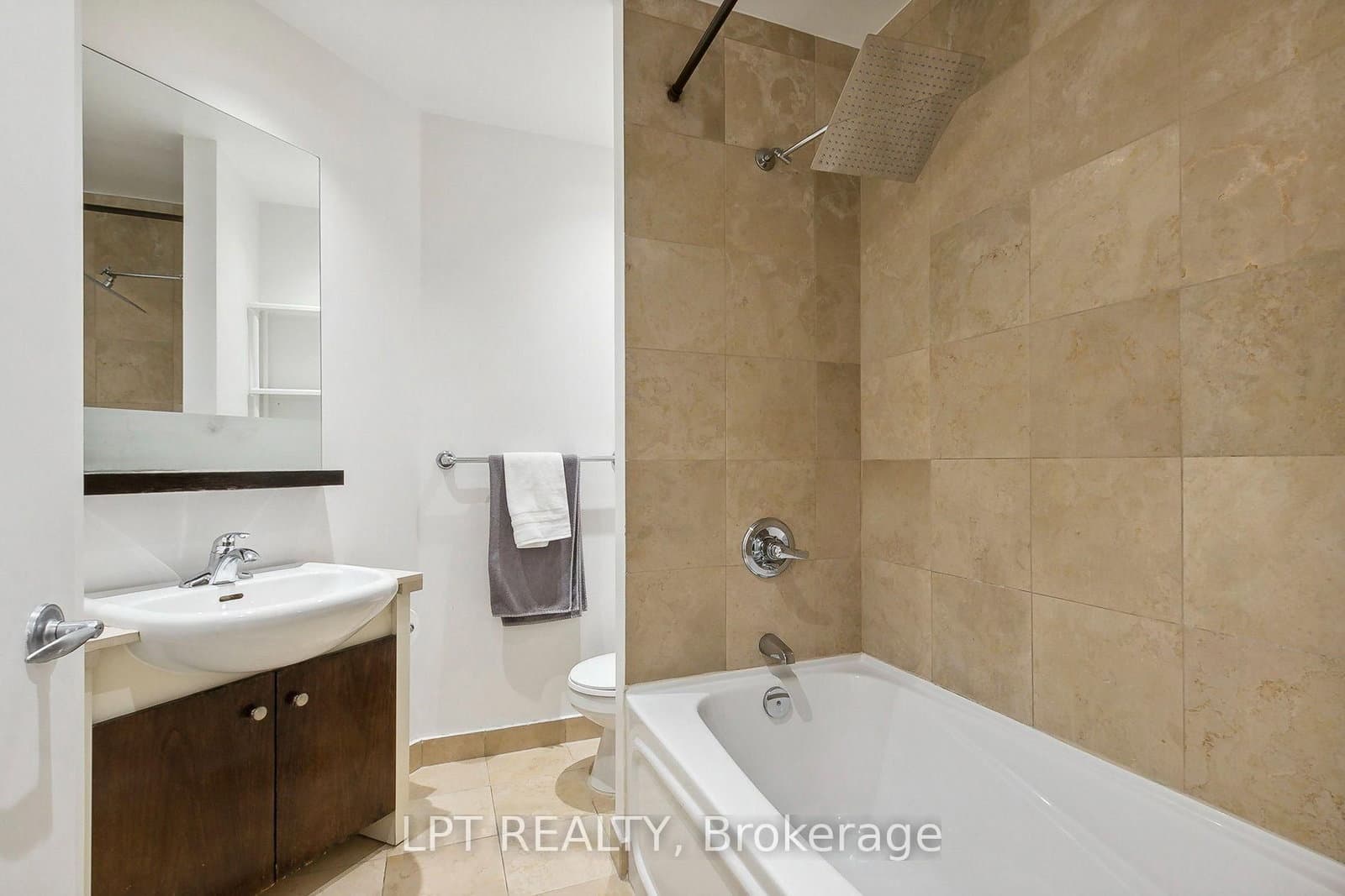 208 Queens Quay W, Unit 2604 thumbnail 21