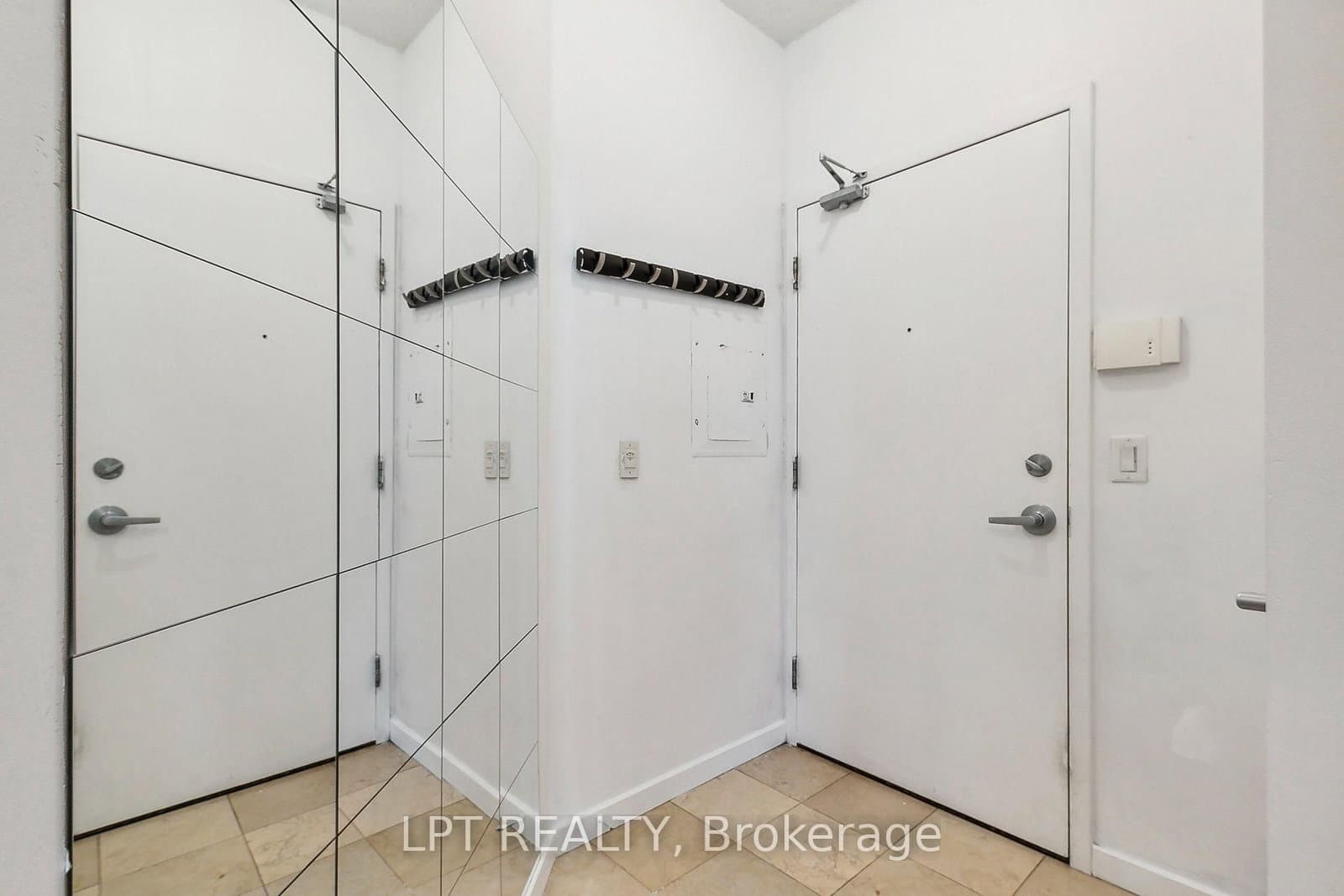 208 Queens Quay W, Unit 2604 thumbnail 23