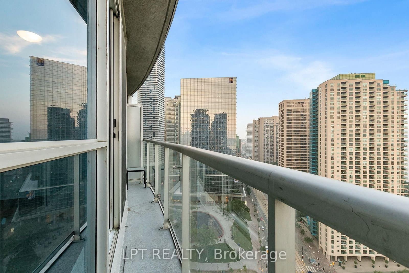 208 Queens Quay W, Unit 2604 thumbnail 29