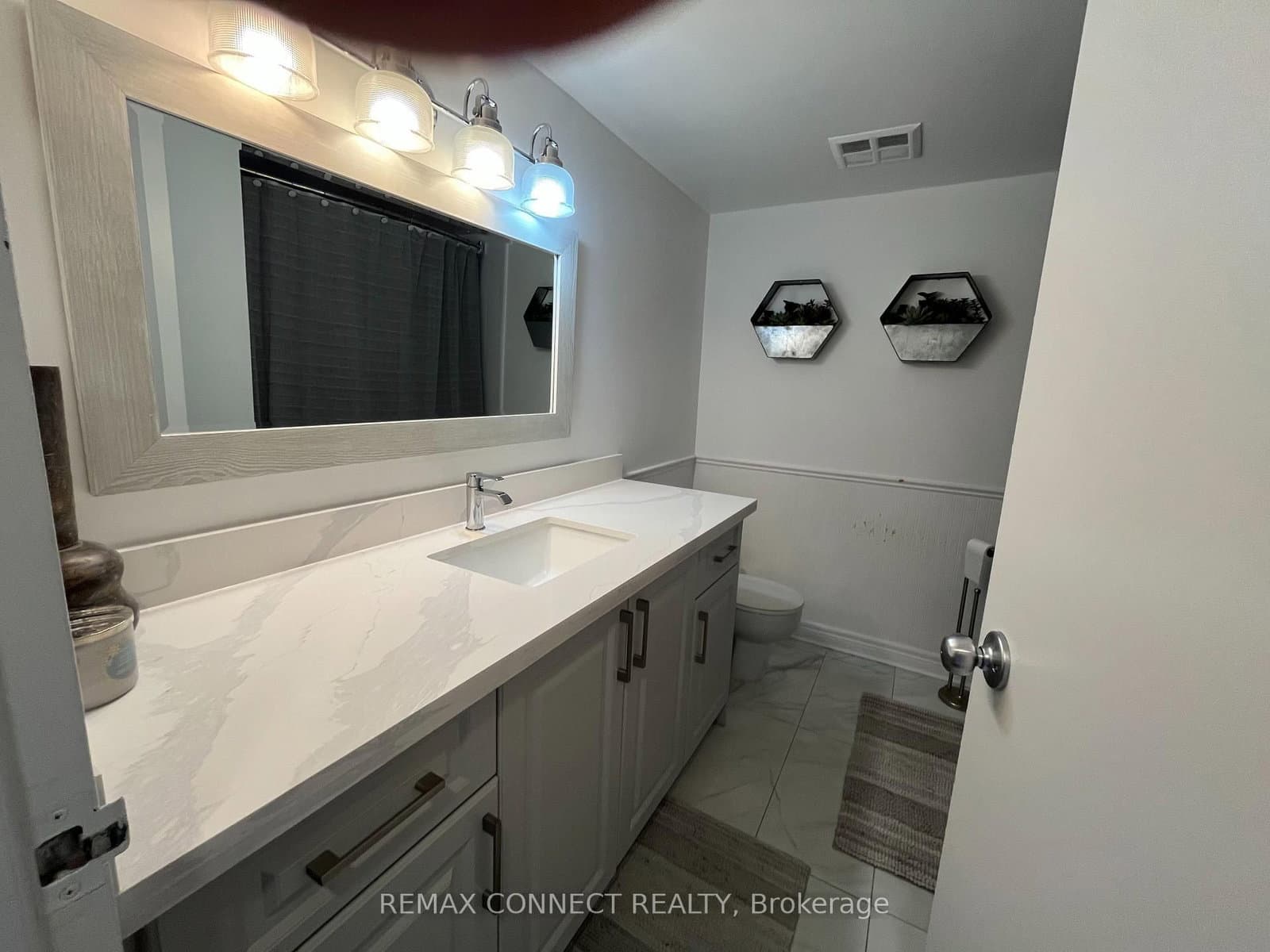 117 Gerrard Street, Unit 601 thumbnail 10