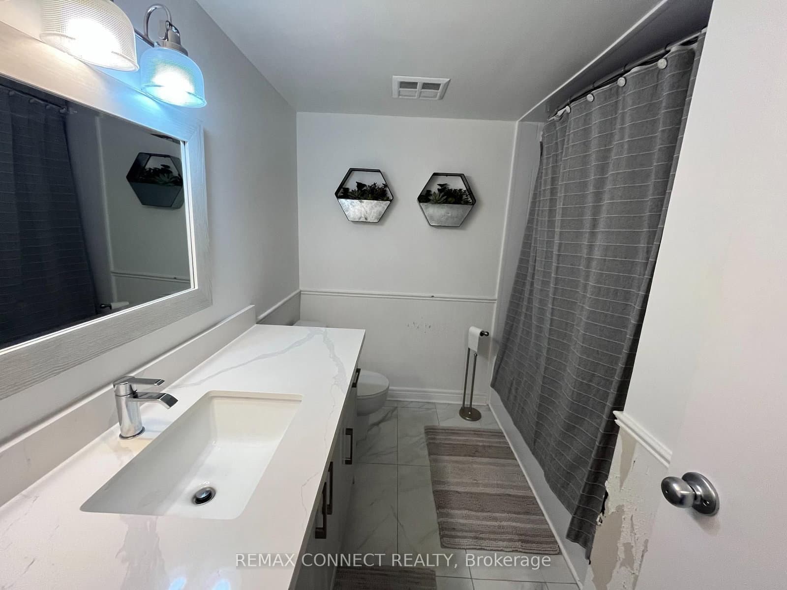 117 Gerrard Street, Unit 601 thumbnail 20