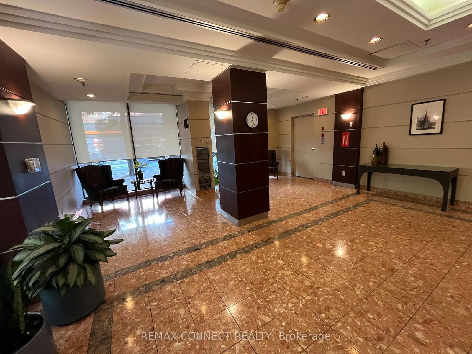 117 Gerrard Street, Unit 601 thumbnail 5