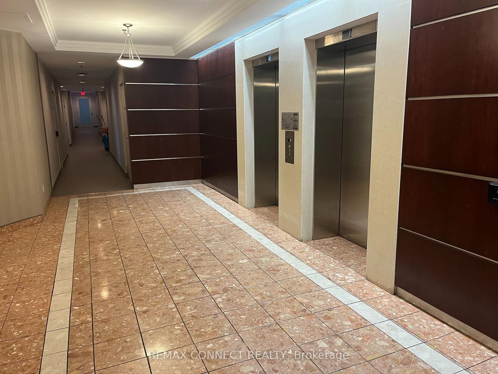 117 Gerrard Street, Unit 601 thumbnail 6