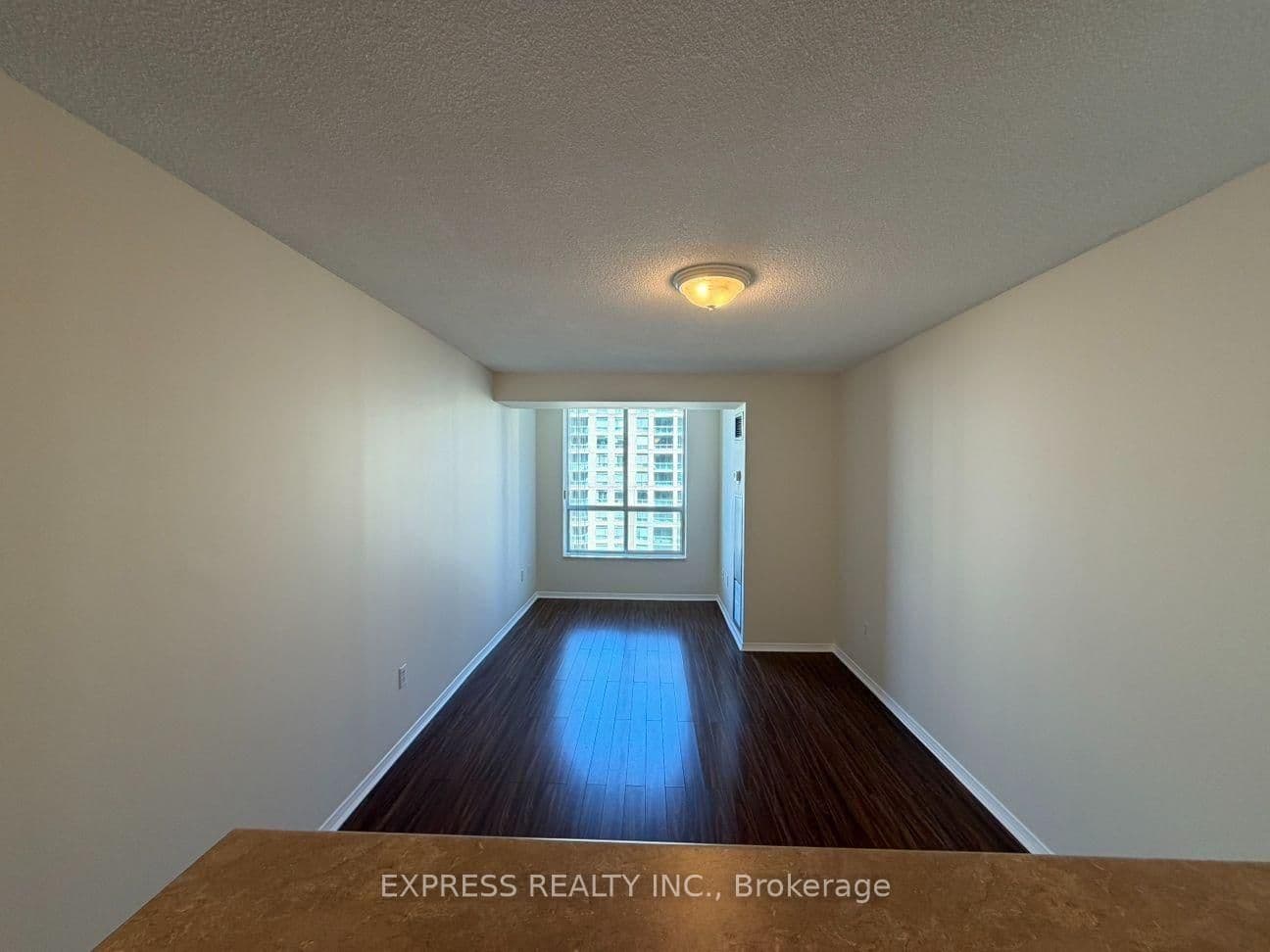 29 Pemberton Avenue, Unit 906 thumbnail 4