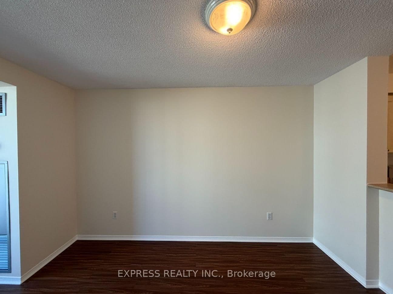 29 Pemberton Avenue, Unit 906 thumbnail 7
