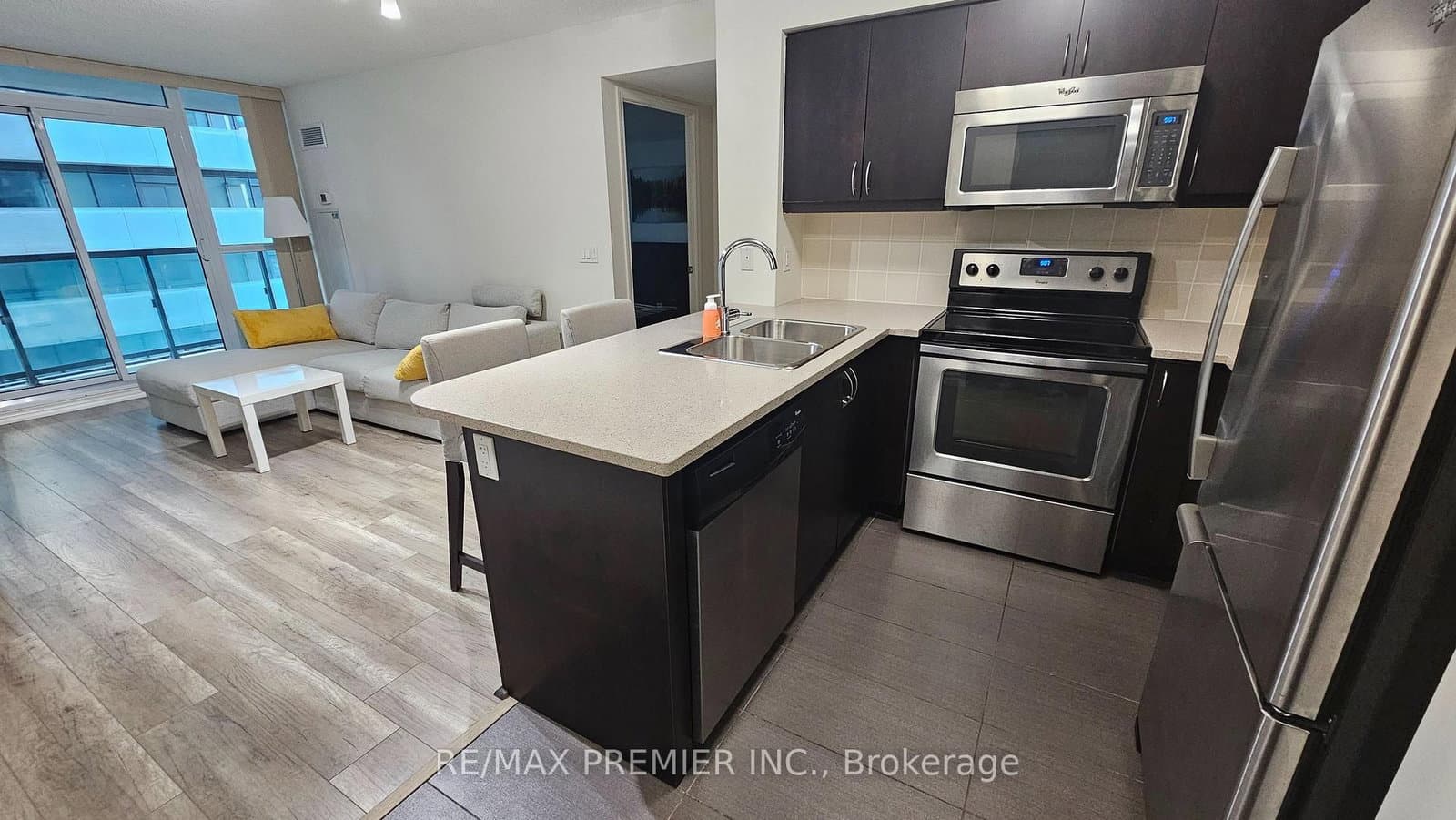 19 Grand Trunk Crescent, Unit 2507 - Image 1