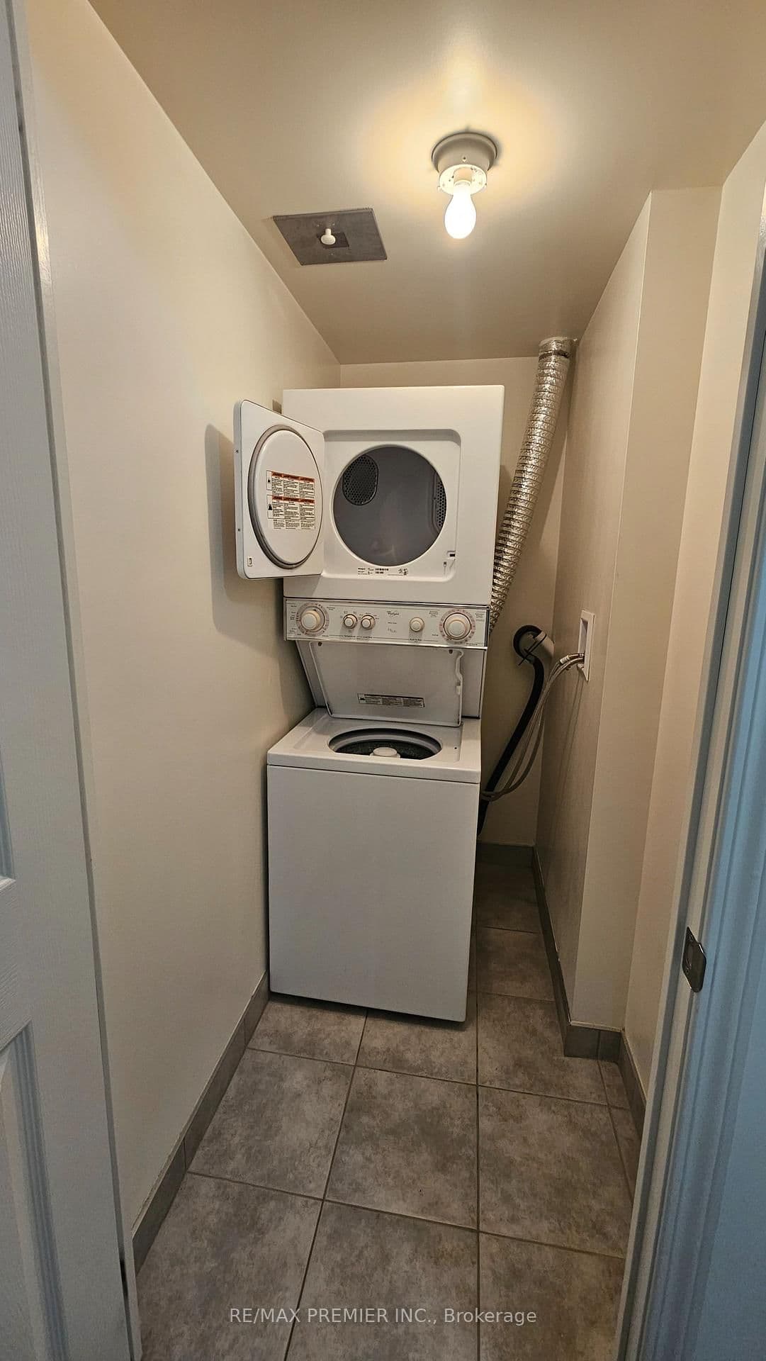 19 Grand Trunk Crescent, Unit 2507 thumbnail 11