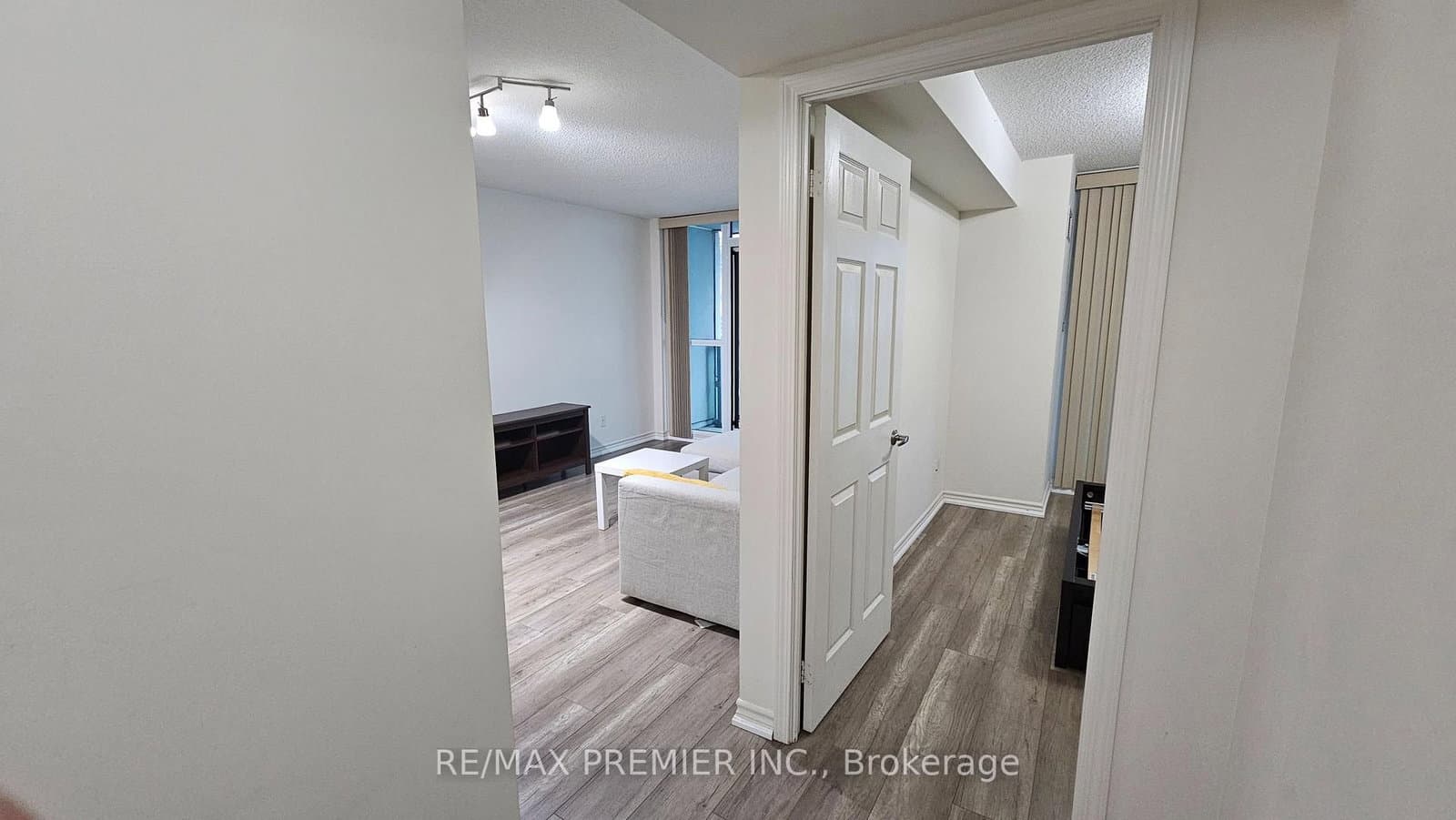 19 Grand Trunk Crescent, Unit 2507 thumbnail 13