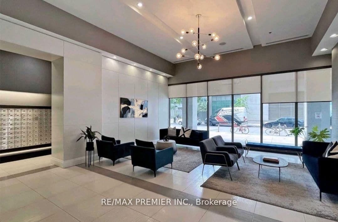 19 Grand Trunk Crescent, Unit 2507 thumbnail 17