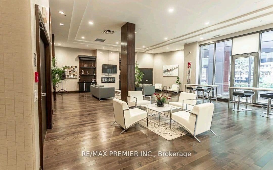 19 Grand Trunk Crescent, Unit 2507 thumbnail 19
