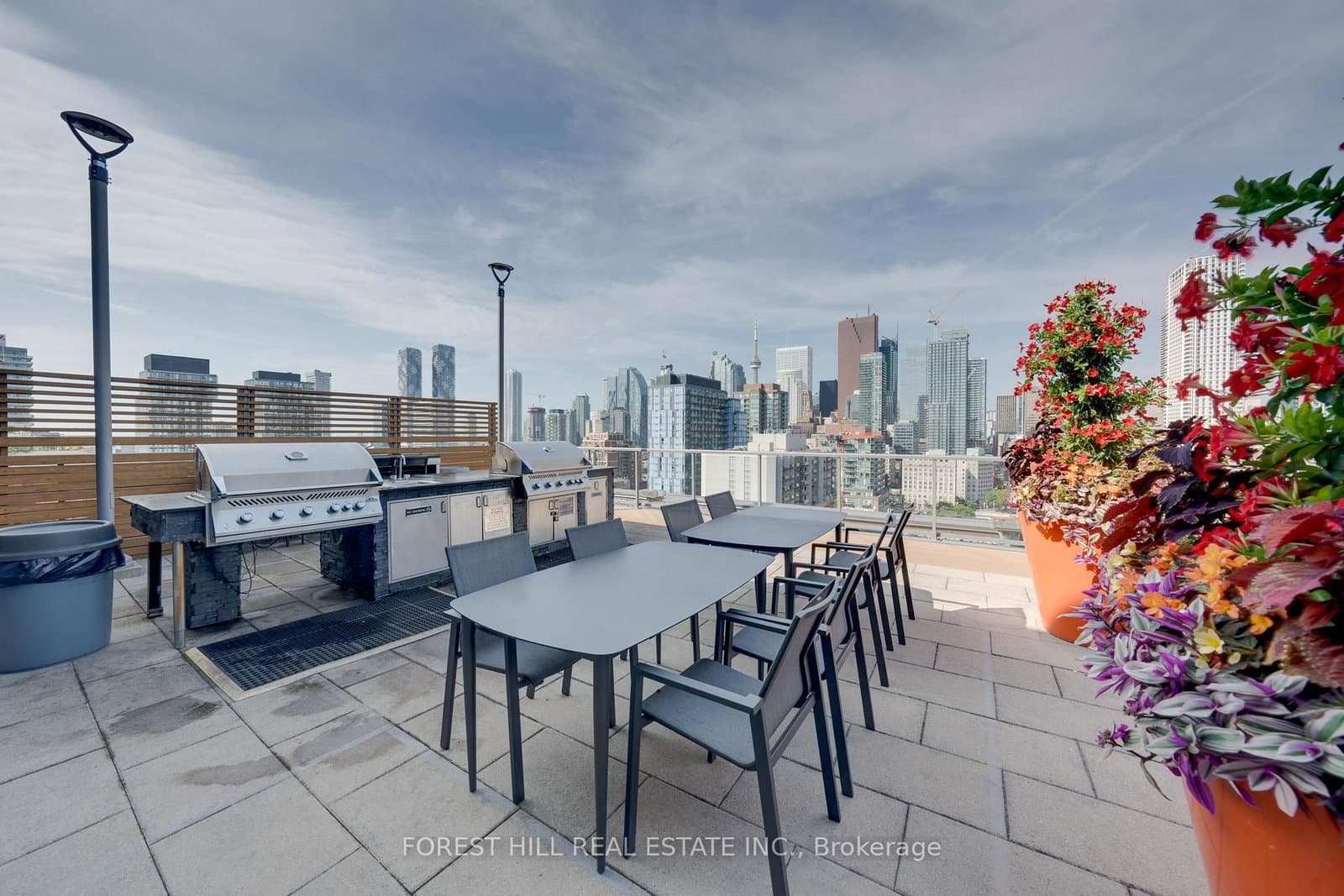 320 Richmond Street E, Unit 808 thumbnail 29