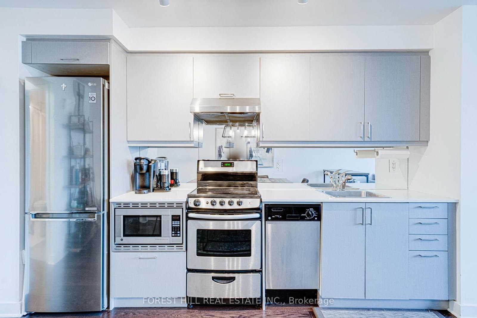 320 Richmond Street E, Unit 808 thumbnail 8
