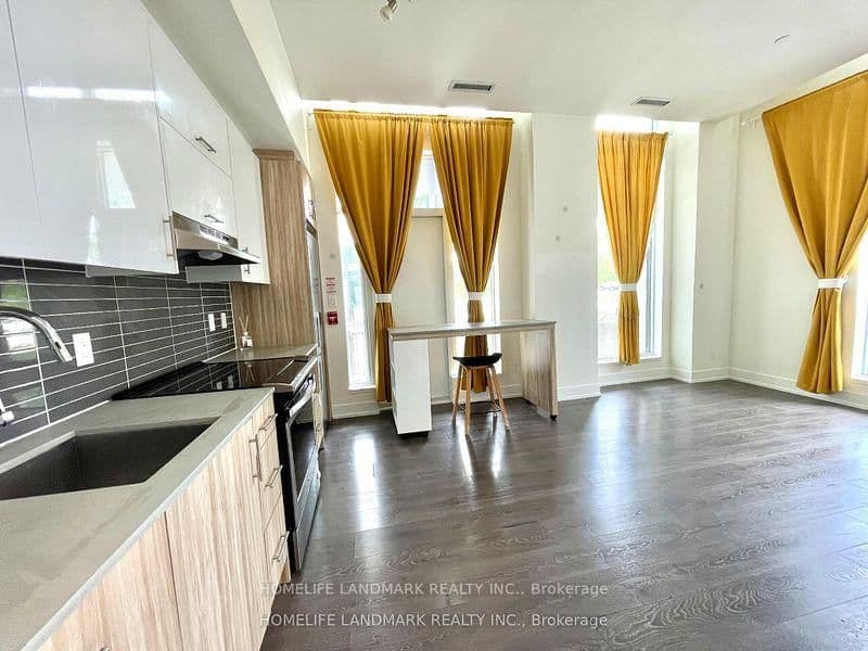 180 Fairview Mall Drive, Unit 103 thumbnail 10